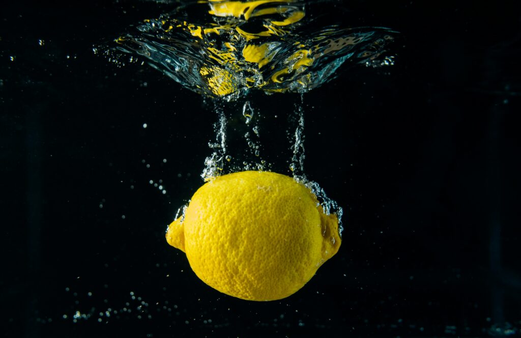 lemon to clean